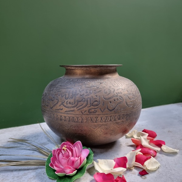 large_antique-brass-water-vessel-indian-antique-vintage-collection-sku69095866_0 (8)
